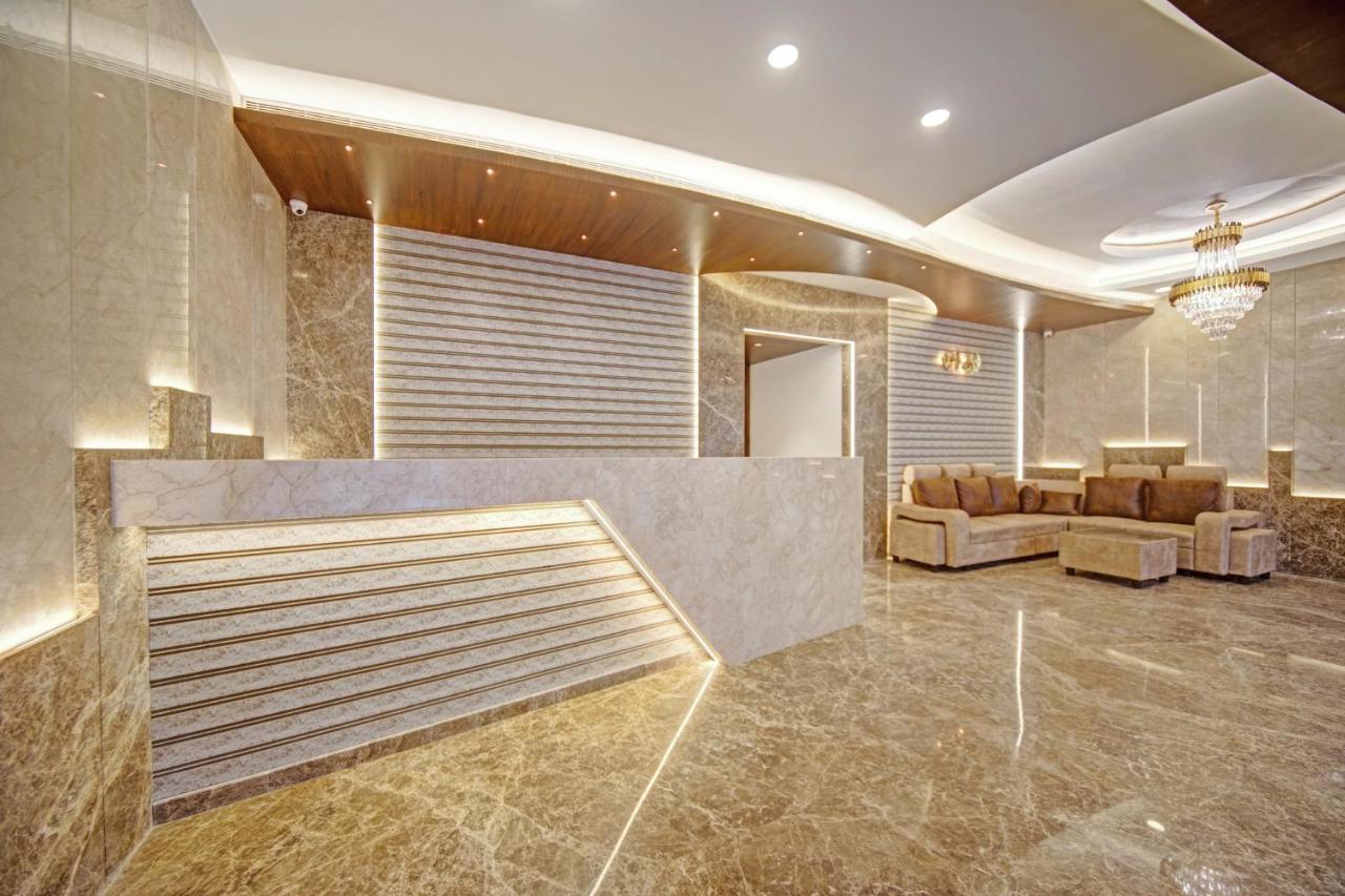 Upar Hotels - T Nagar Chennai Extérieur photo